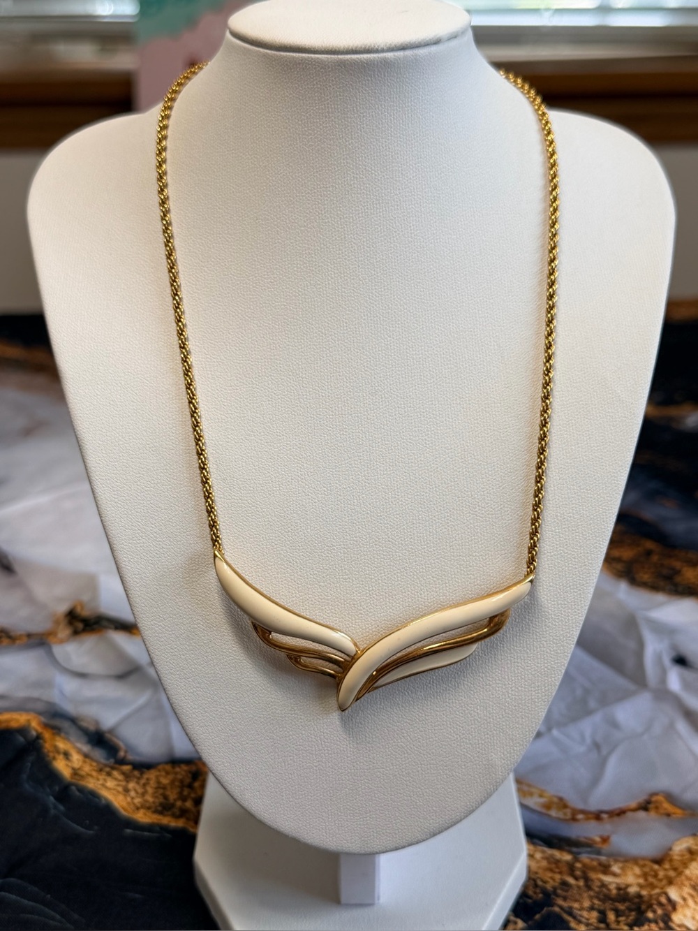 Monet Vintage V necklace